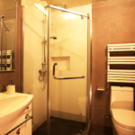 DUFE OFF-CAMPUS ACCOMMODTION ZHONGCHEN BATHROOM