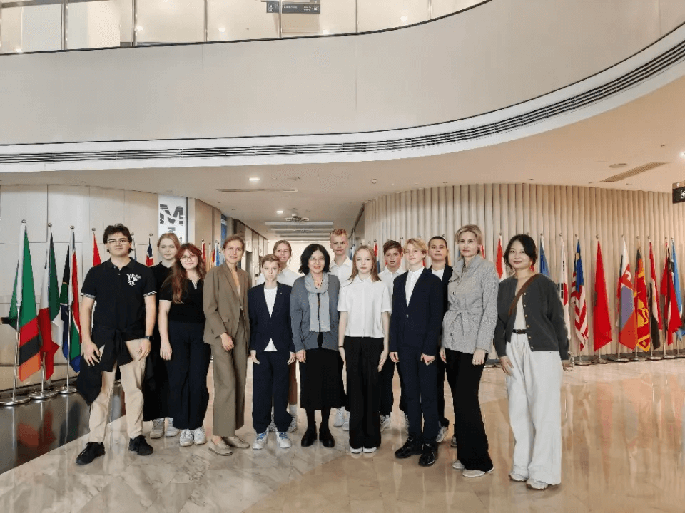 Russian High School Explores Collaboration with XJTLU